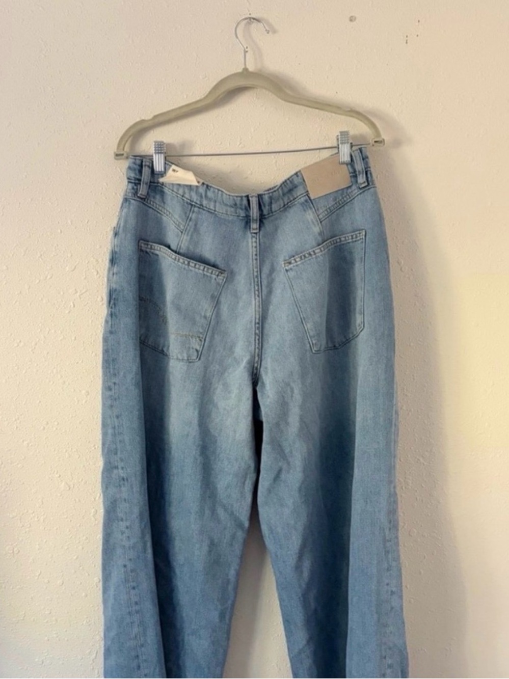 Free people- guessing game-Light Blue Wide Leg Jeans - Picture 3 of 4